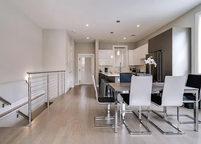 Stunning Duplex #1 - Downtown River North * Chicago