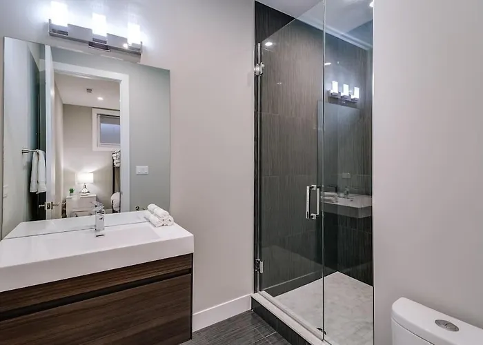 Stunning Duplex #1 - Downtown River North Chicago