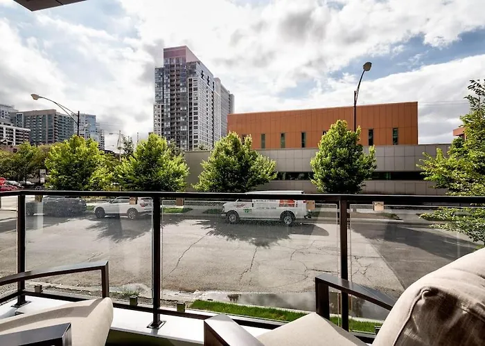 Stunning Duplex #1 - Downtown River North Ferienhaus *